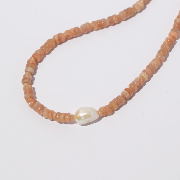 Astrid & Miyu New In Sunstone Beaded Necklace in Gold - Picture 3 of 5